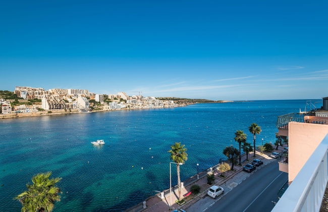 Getawaysmalta - Blue Harbour 2 Seafront 3-bedroom Apt With Large Back Terrace - Foto 13