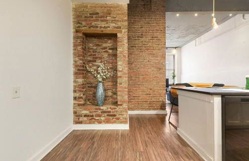 1 BR Downtown Pittsburgh with Best Roof Top View - Foto 16