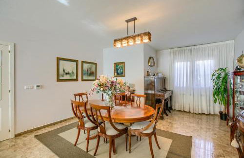 Chalet con Piscina en Aranjuez - Foto 3