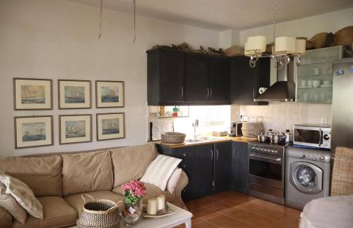 Maisonette on the beach with small garden - Foto 18