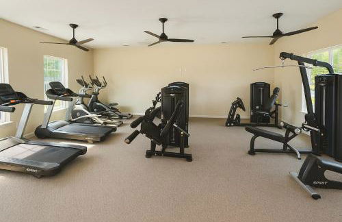 Savvy Retreat Pooler King Bed Gym Pool - Foto 10