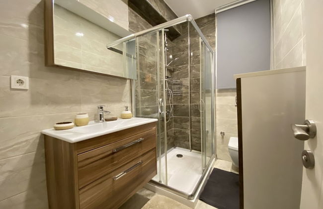 Centrally Located Marvellous Flat in Sisli - Foto 18