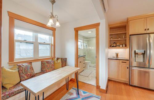 Bright Bellingham Home with Fire Pit 1 Mi to Beach! - Foto 10