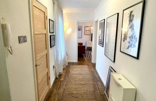 Gorgeous 2 bedroom apartment edge of Cabot Circus - Foto 20