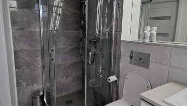 Apartament DWA DĘBY - Foto 3, towels, Shower