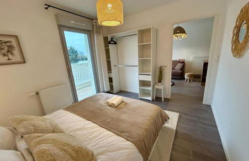 Lumen Chartrain - appartement proche centre-ville, balcon et parking - Foto 24