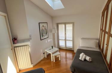 Casa di Giò - Comfy Lake Como Attic - Foto 19