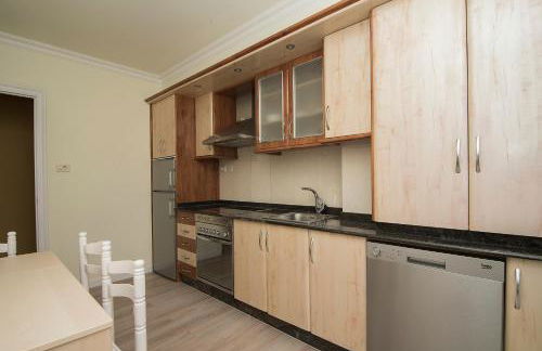 AMPLIO APARTAMENTO EN BURELA - Foto 9