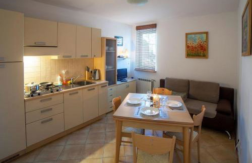 Apartment Gemütliche Ferienwohnung im Grünen am See by Interhome - Foto 2