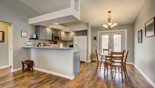 Hello Dolly! 3 beds, 2 bath, 2 TV's, Fireplace, Quiet Neighborhood in Star, ID minutes from walking trails and river views - Foto 2