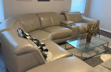 Modern home with beautiful pool - Foto 25