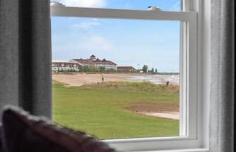 Beachside Condo Downtown with Lake Michigan Views - Foto 9