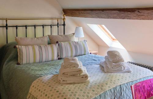 Woodpecker Loft at Millfields Farm Cottages - Photo 8