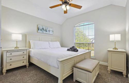 The Best of Lakeside Living - Luxury at its Finest - Photo 24