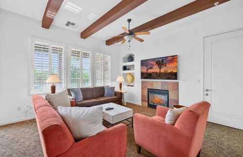 LV222 Spacious Upstairs 2BR Lock-Off in Legacy Villas - Foto 3