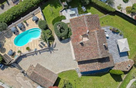 Gîte LES PINS climatisé piscine jardin parking - Foto 4