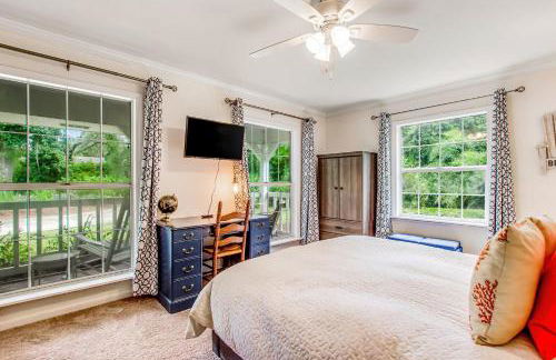 Relaxing, dog-friendly home with furnished patio, washer/dryer, WiFi, & AC - Foto 26