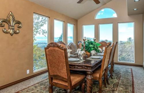 Wasatch Retreat in Draper with Mtn Views Theater and Hot Tub - Foto 17