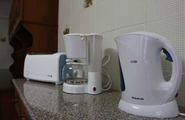 3 Bedroom Apartment in a Ground Floor of a Vila Wseparate Kitchen Living Room - Foto 18