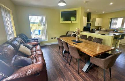 4 Bedroom Forest View House & Hot Tub sleeps 9 - Foto 11