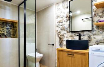 Mirthia Apartments - Photo 25