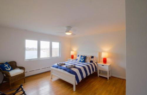 Secluded Lake Retreat - Private Beach, Pier & Fire Pit - Photo 3