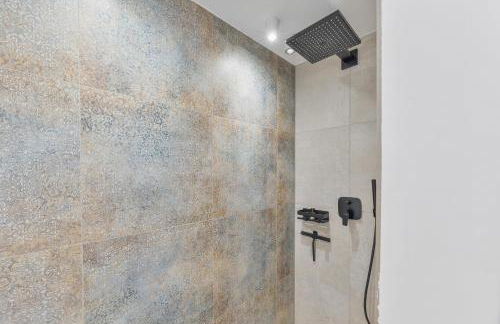 NEU: Stylische Suite mit Netflix und Workspace - Foto 17