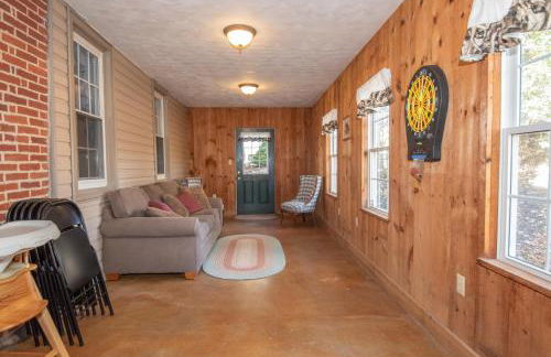 Cozy Cow Homestead with pool! - Foto 16