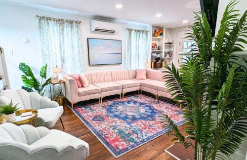 The Jewel of The Cove - Historic Coastal Retreat - Foto 1