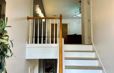 Theater and game rooms 5 bedrooms 2 king size beds TikTok and social media wall - Foto 21