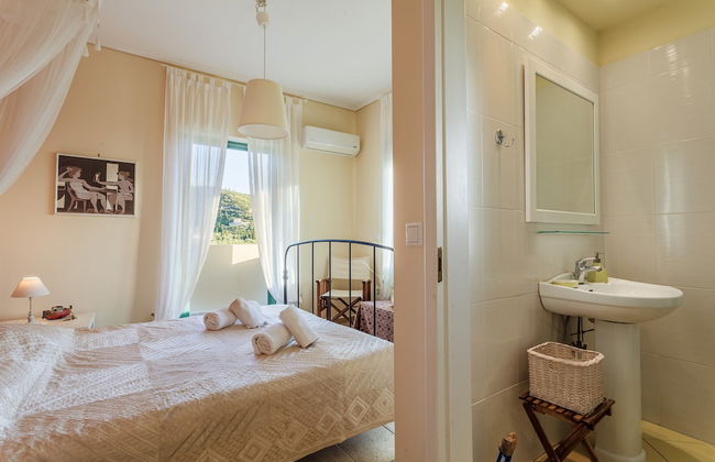 Lavender Garden Retreat - Secluded Seaside Getaway - Foto 15