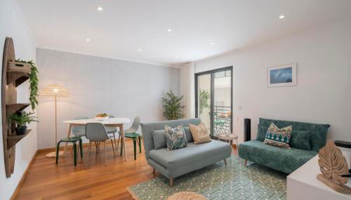 Funchal Holidays, Near the Beach - Lido View Calla - Photo 1