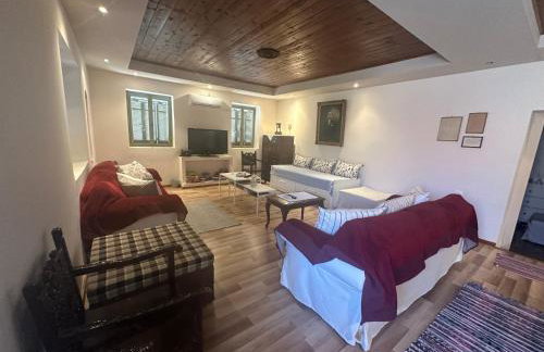 Πυργοσπιτο Χαντζακου - Foto 1