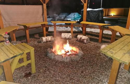 Domki Borowiackie nad brzegiem jeziora - Foto 72