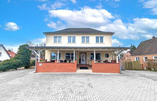 BesTime - 5 Schlafzimmer, Wohnzimmer, Küche, Waschtrockner, Terrasse, Smart-TVs, Netflix, Tischfußball - Foto 43