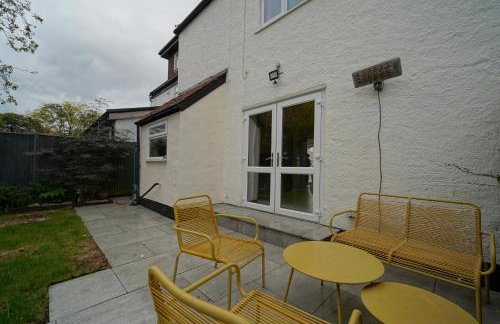 Gaia Cottages 3BR Home with Parking,WIFI,Garden,EV & Desk - Foto 10