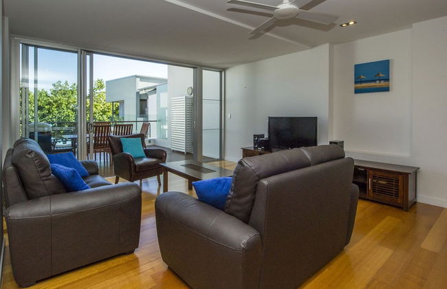 Maggies Beachfront Apt. 8 - Photo 8