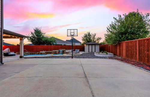 Large Groups House with Heated Pool & Hot Tub, Pet friendly - Foto 27