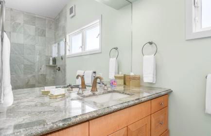 Beachfront Retreat w Ocean Views Bikes Balconies Ocean Haven by Avantstay - Foto 37