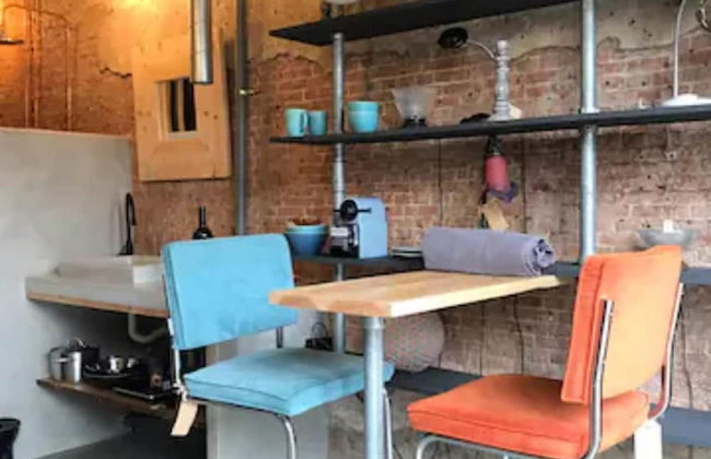 Studio in Canal Villa in the Old Centre Schiedam - Photo 8