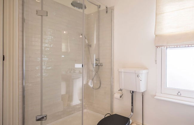 Dragon Court - 3 Beds Office Terrace Garden - Photo 19