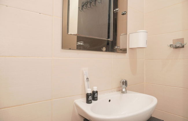 Minimalist And Cozy Living 1Br Belmont Residence Puri Apartment - Foto 12