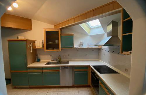 Monteurwohnung , 4 Schlafzimmer, 130qm, Balkon, einzige Wohneinheit im Haus, Parkplatz - Foto 5