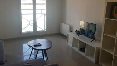 Appartement en duplex, proche du centre ville, parking privé - Foto 4