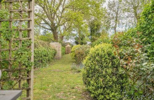 Grasshopper Cottage - Photo 22