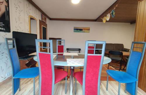 Detached vacation home for 12 guests, natural garden - Photo 17