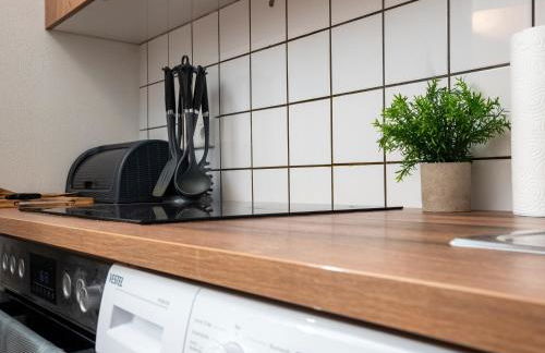 Livemore24 - Apartment 1 in Duisburg WLAN - Smart-TV - 24-7 Check-in und Küche - Photo 11