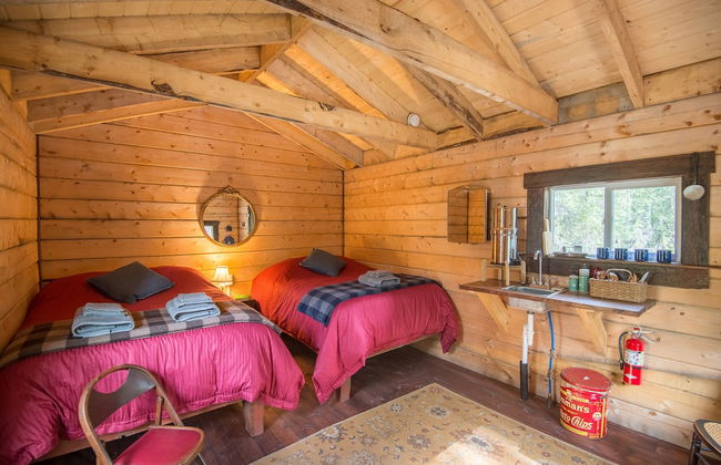 Blackburn Cabins - Photo 15