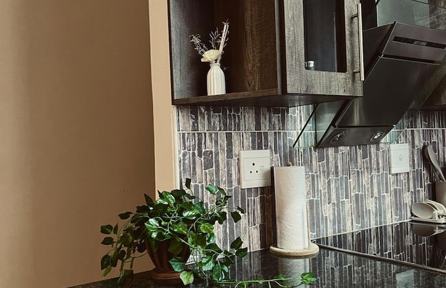 Lovely 2 bed Condo in the Heart of Bryanston - 2076 - Photo 7