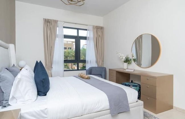 Vogue - Spacious 3BHK Greens & Views - Photo 13